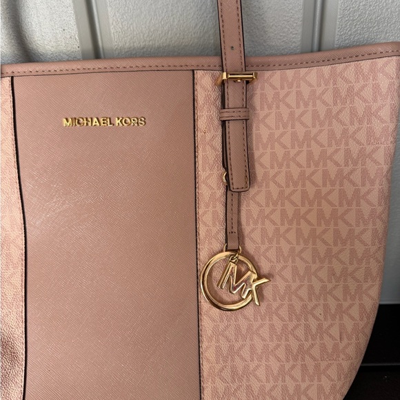 Michael Kors Pink Signature MK Tote with Gold Charm - Picture 2 of 5